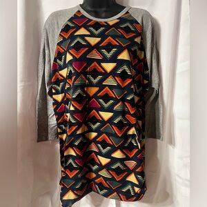LuLaRoe Geometric Patterned Raglan Sleeve Top
